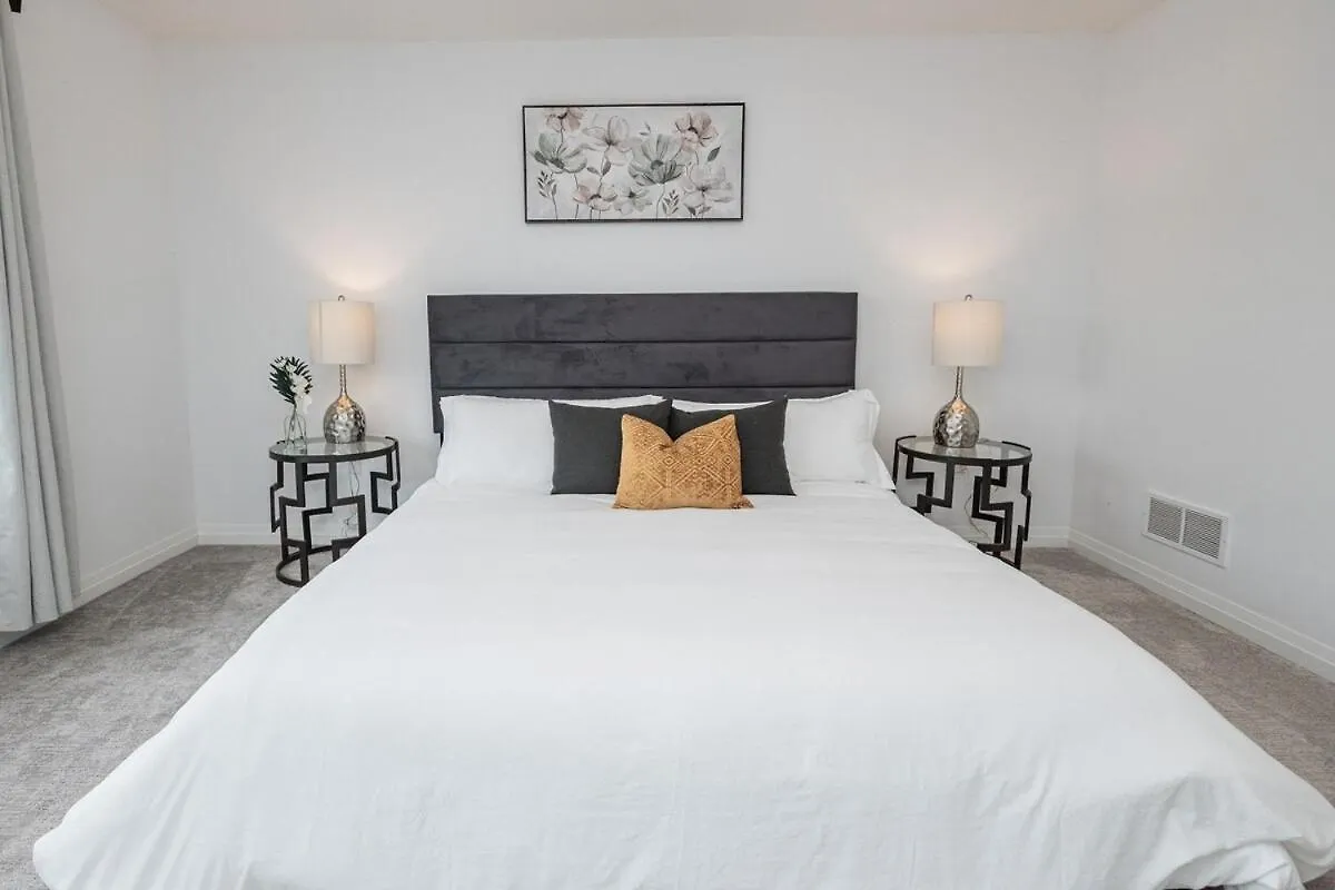 Niagara Luxury Living 5 Mins From The Falls 0*, Niagara Falls