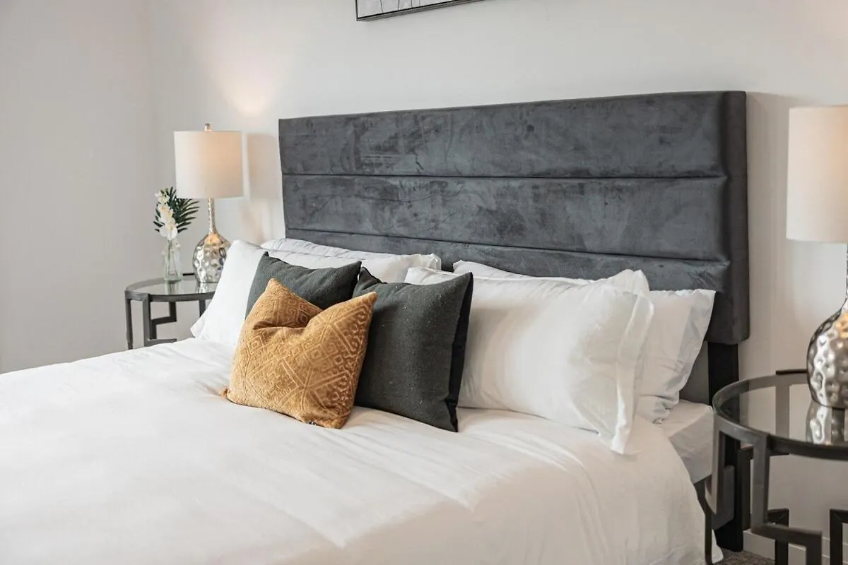 Niagara Luxury Living 5 Mins From The Falls Vila